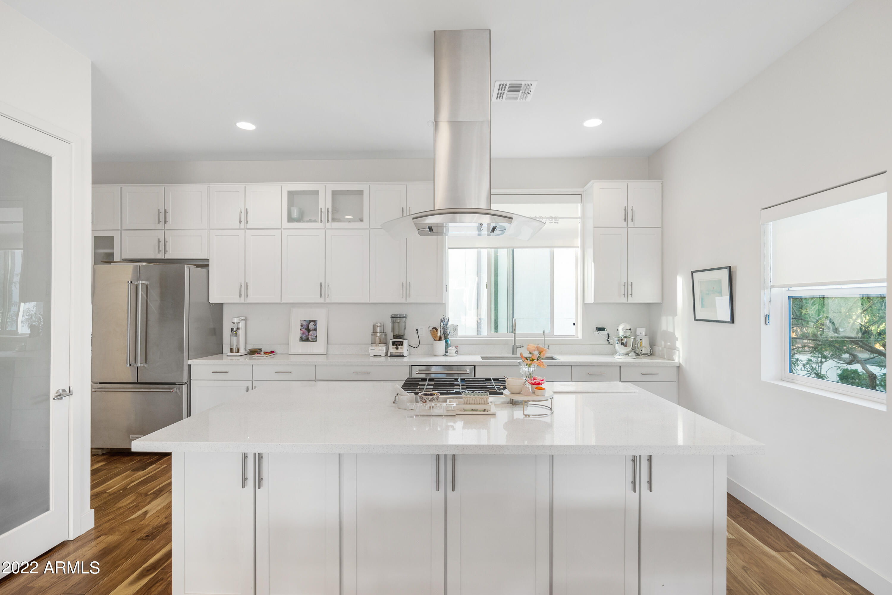325 East Coronado Road, Unit 9 Phoenix, AZ 85004 - Photo 6 of 43 large kitchen