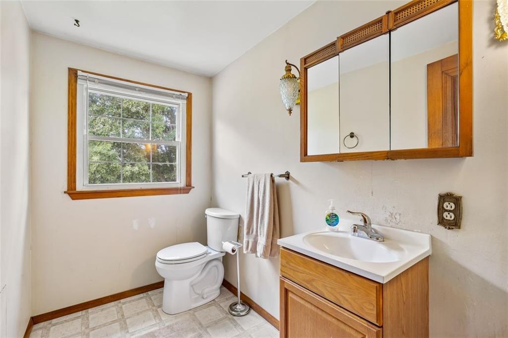 404 Scene Ridge Road McKeesport, PA 15133 - Photo 15 of 25 Half Bath on the Second Floor.