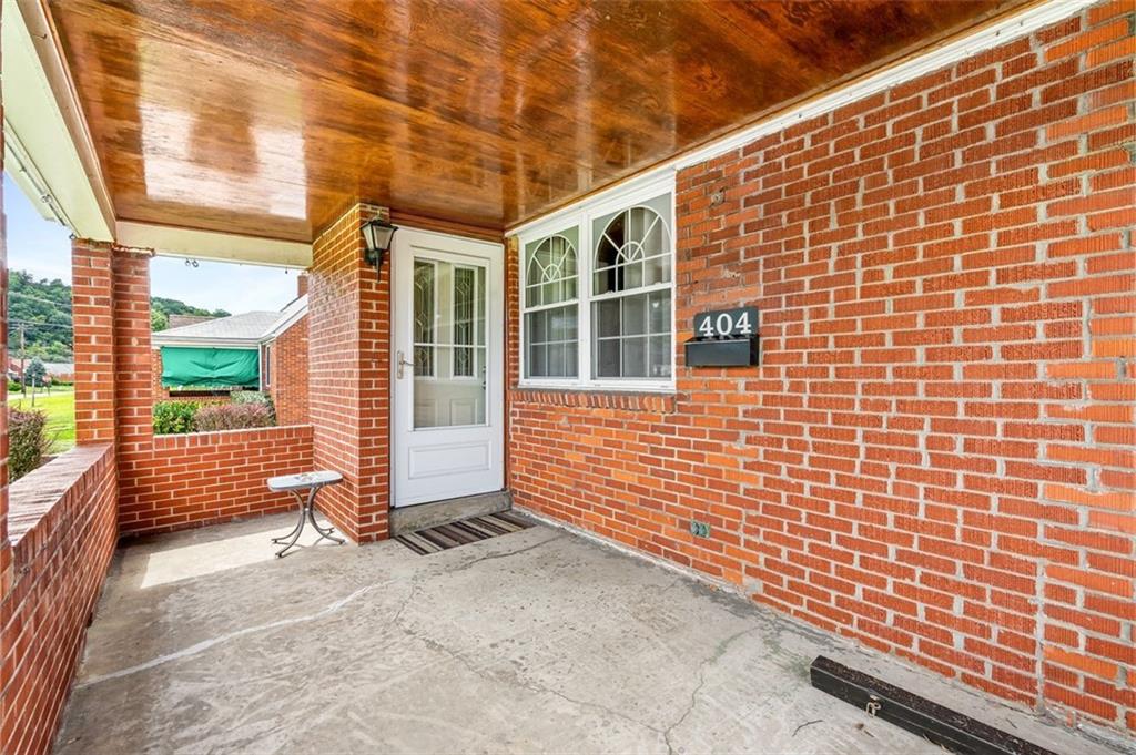 404 Scene Ridge Road McKeesport, PA 15133 - Photo 3 of 25 Covered Front Porch!