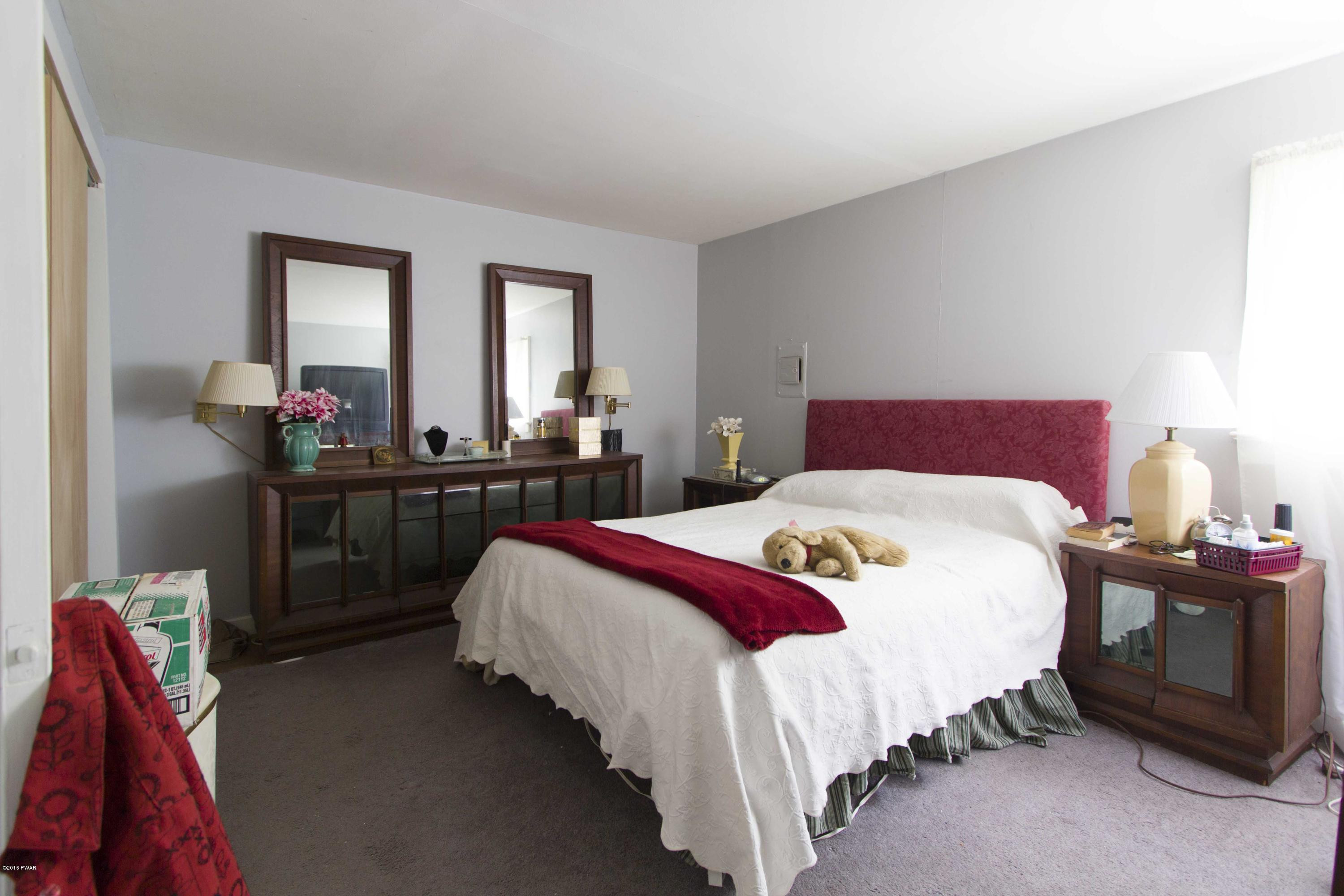 136 Solverson Road Hawley, PA 18428 - Photo 8 of 18 Gallery Image 8