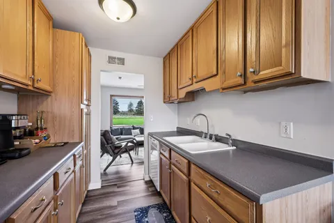 $429,900 | 10216 North Baehr Road, Mequon, WI 53092