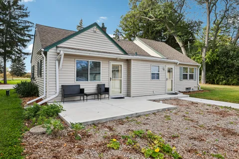 $429,900 | 10216 North Baehr Road, Mequon, WI 53092