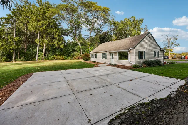 $419,900 | 10216 North Baehr Road, Mequon, WI 53092