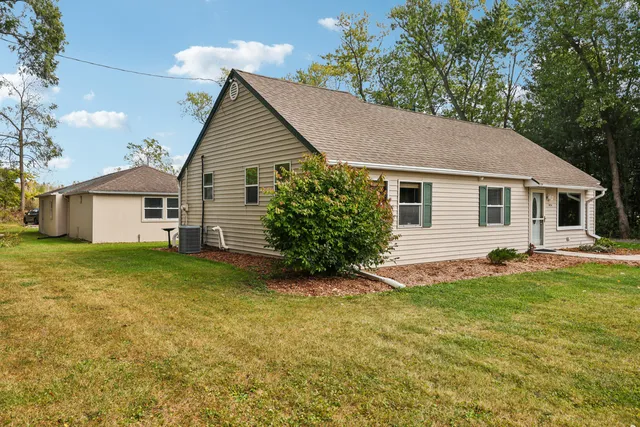 $419,900 | 10216 North Baehr Road, Mequon, WI 53092