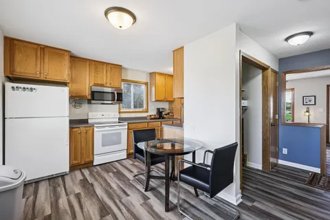 $429,900 | 10216 North Baehr Road, Mequon, WI 53092