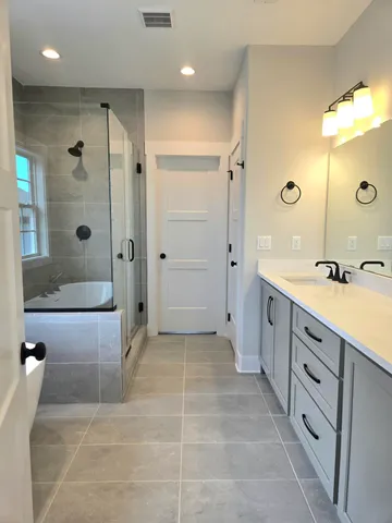 $624,900 | 9885 Trestle Circle, Unit 47, Ooltewah, TN 37363