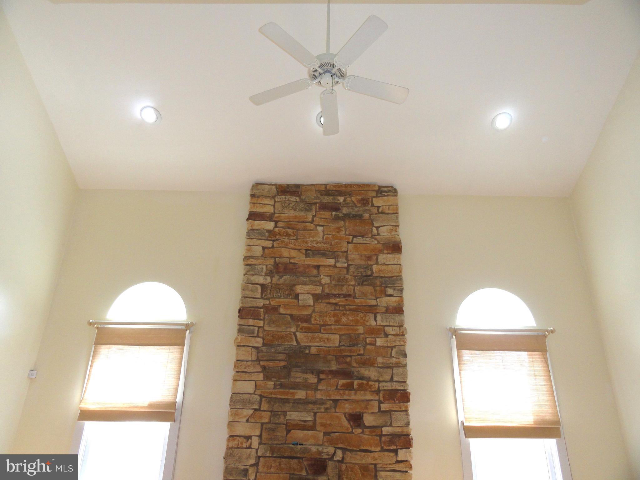 27 Ivy Lane Wrightstown, NJ 08562 - Photo 11 of 100