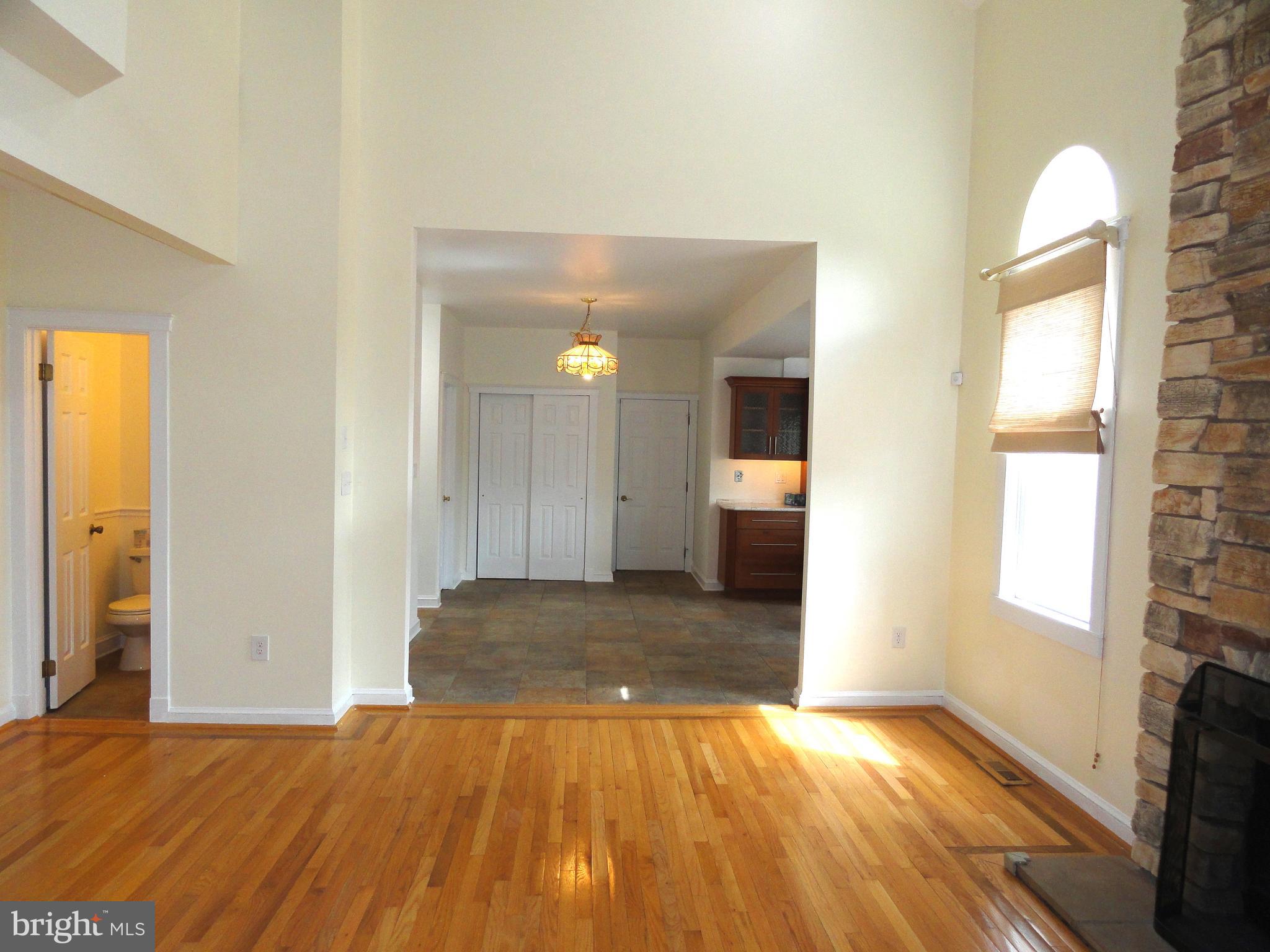 27 Ivy Lane Wrightstown, NJ 08562 - Photo 12 of 100