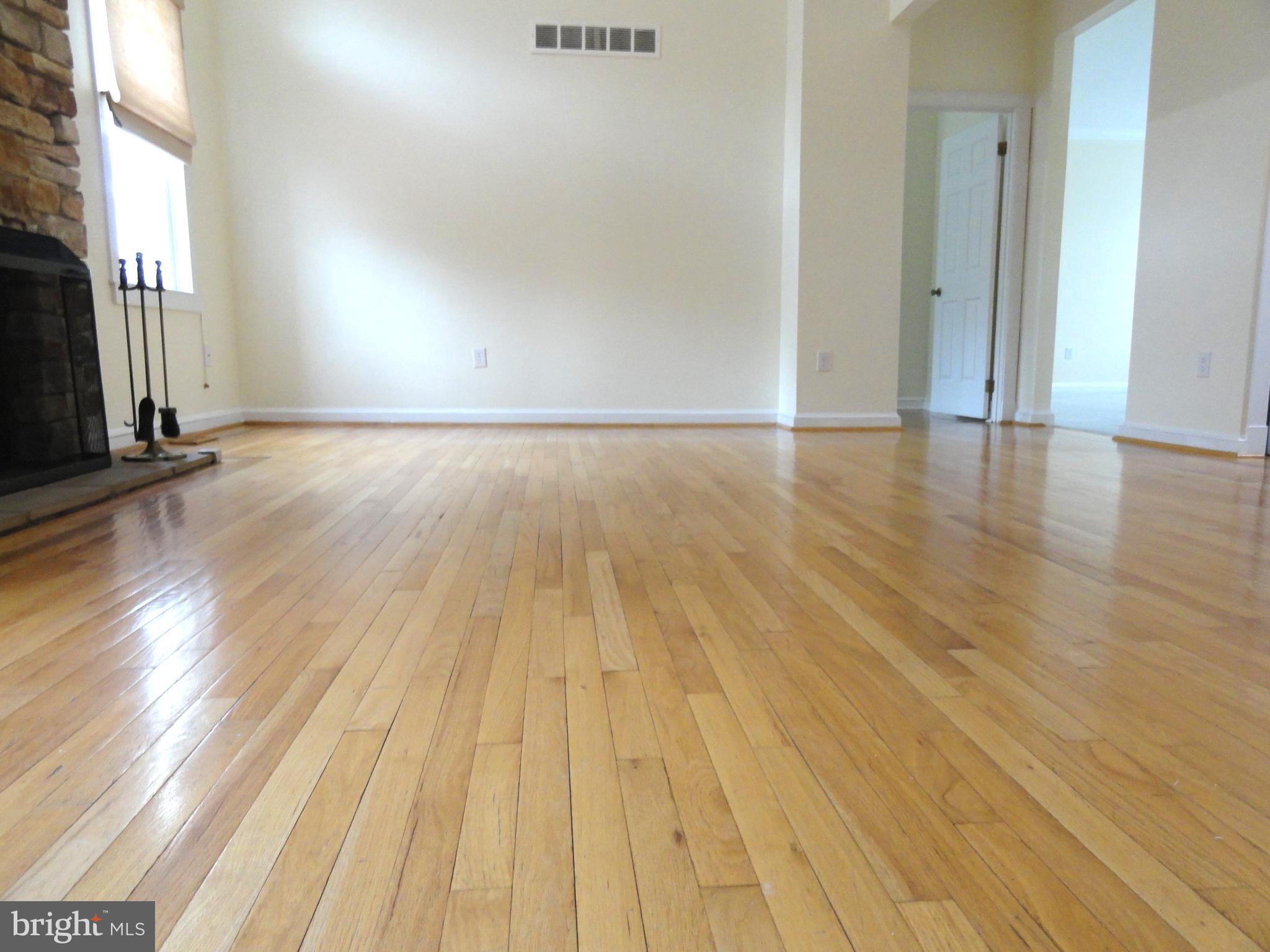 27 Ivy Lane Wrightstown, NJ 08562 - Photo 13 of 100