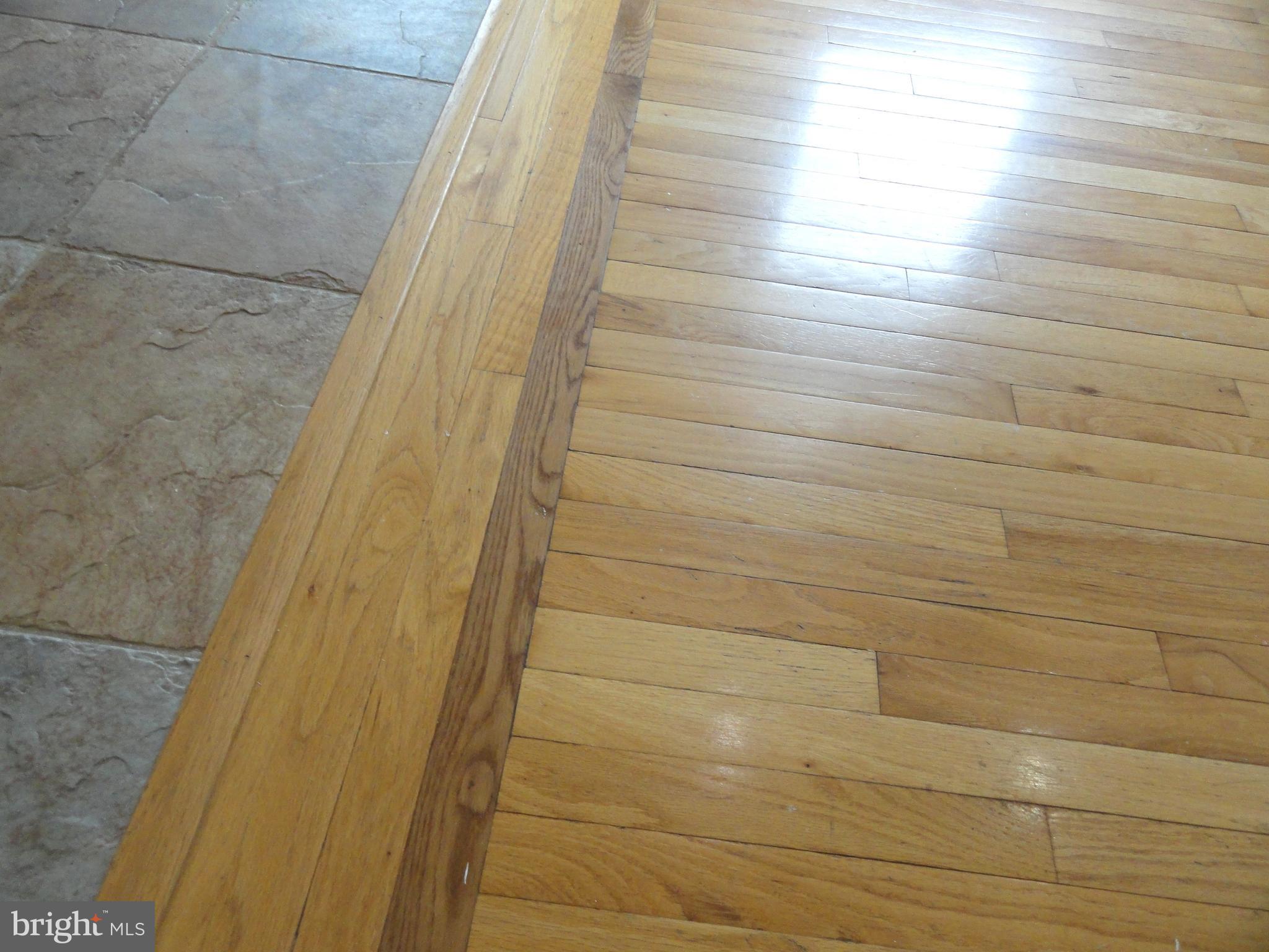 27 Ivy Lane Wrightstown, NJ 08562 - Photo 14 of 100