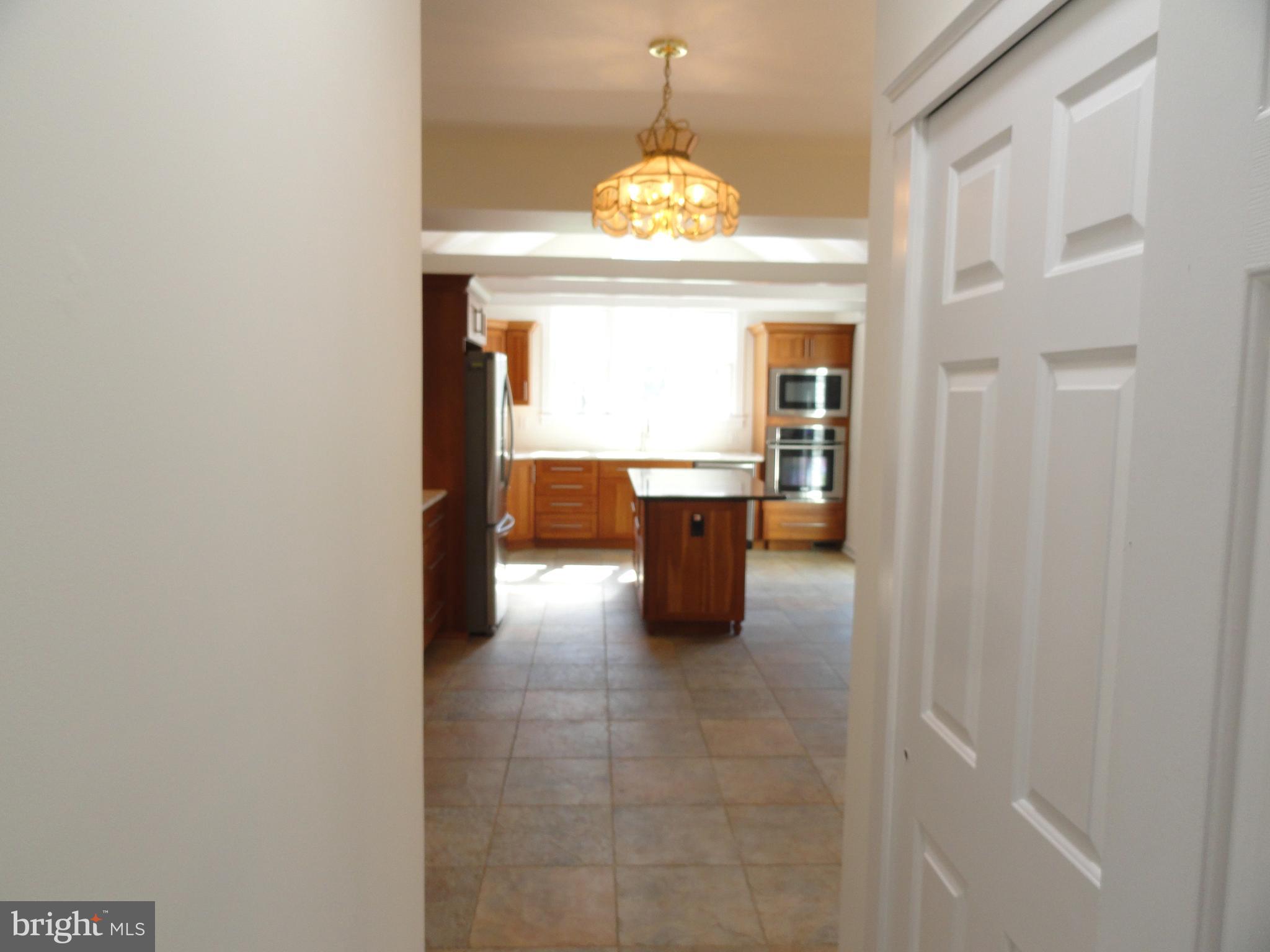 27 Ivy Lane Wrightstown, NJ 08562 - Photo 21 of 100