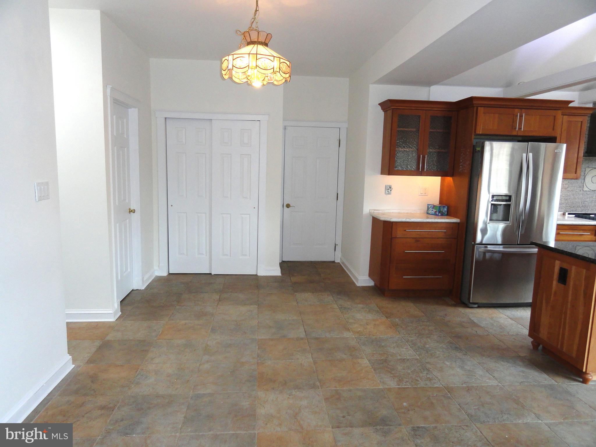 27 Ivy Lane Wrightstown, NJ 08562 - Photo 23 of 100