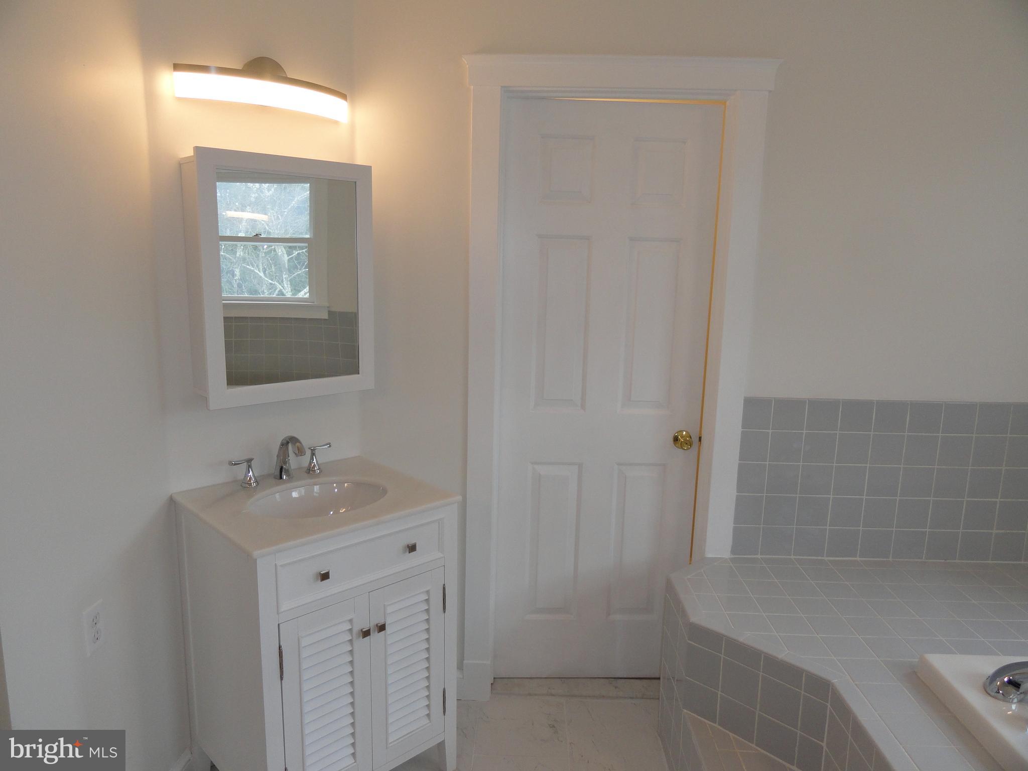 27 Ivy Lane Wrightstown, NJ 08562 - Photo 48 of 100