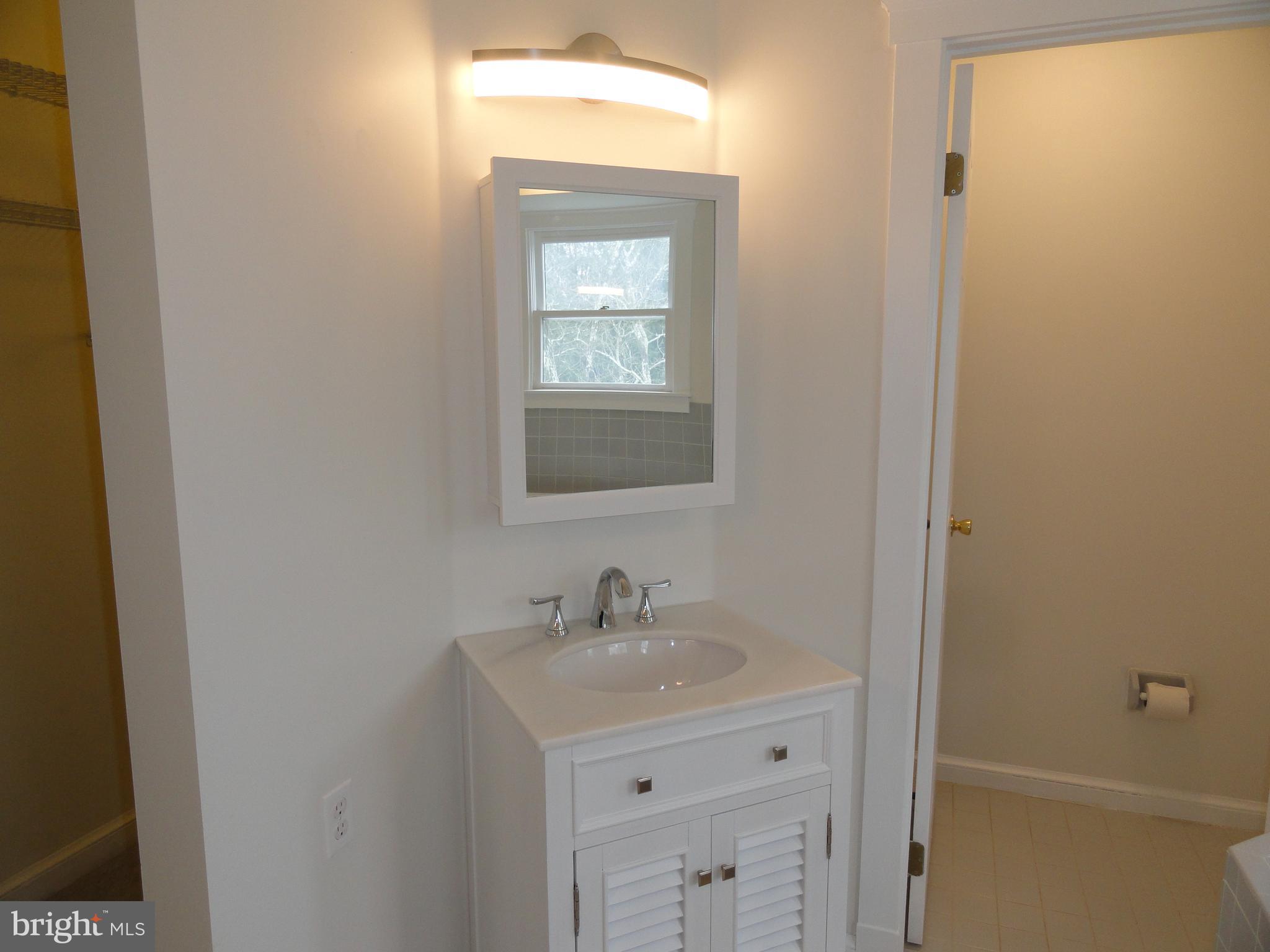 27 Ivy Lane Wrightstown, NJ 08562 - Photo 53 of 100