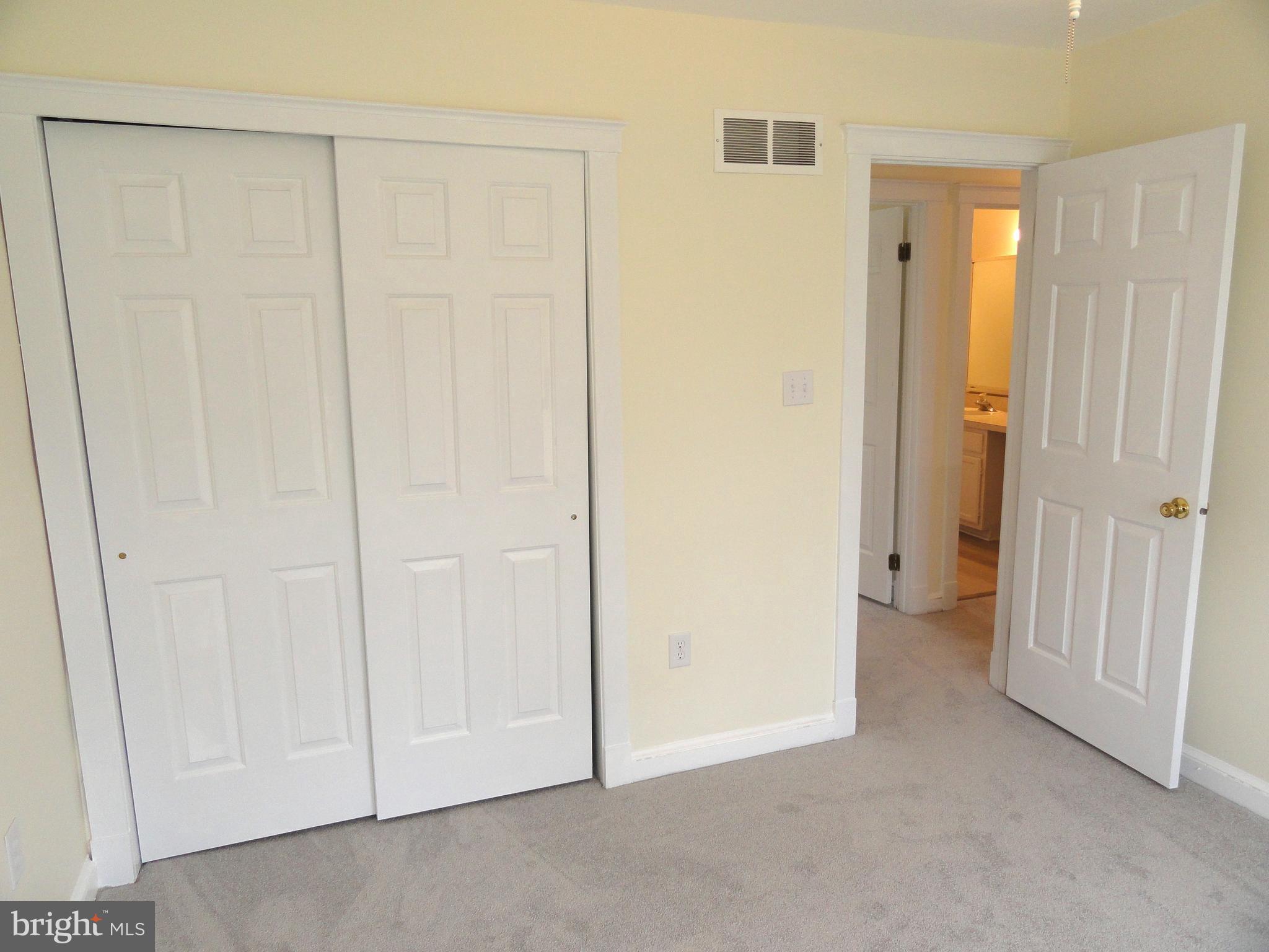 27 Ivy Lane Wrightstown, NJ 08562 - Photo 64 of 100