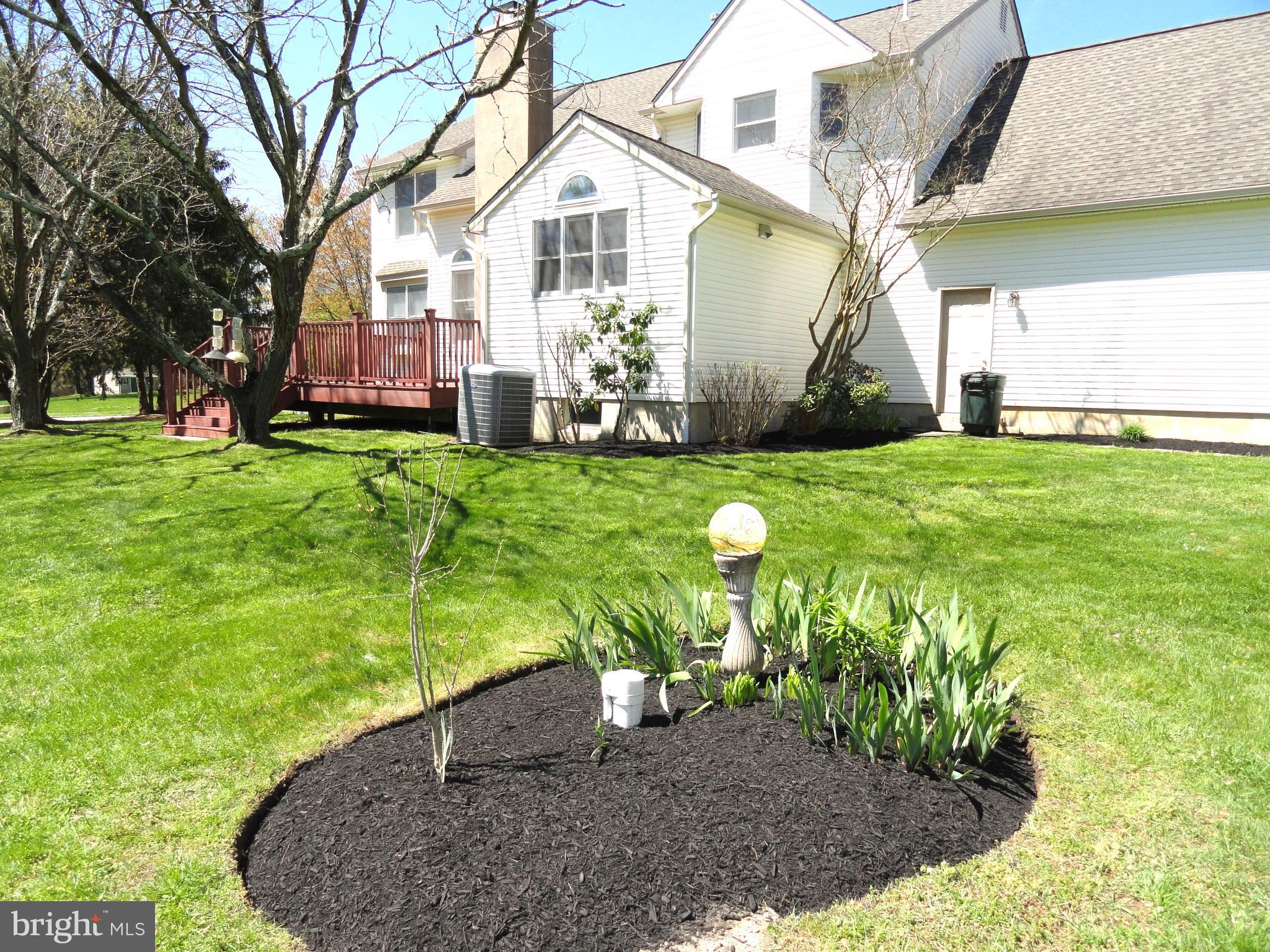 27 Ivy Lane Wrightstown, NJ 08562 - Photo 78 of 100