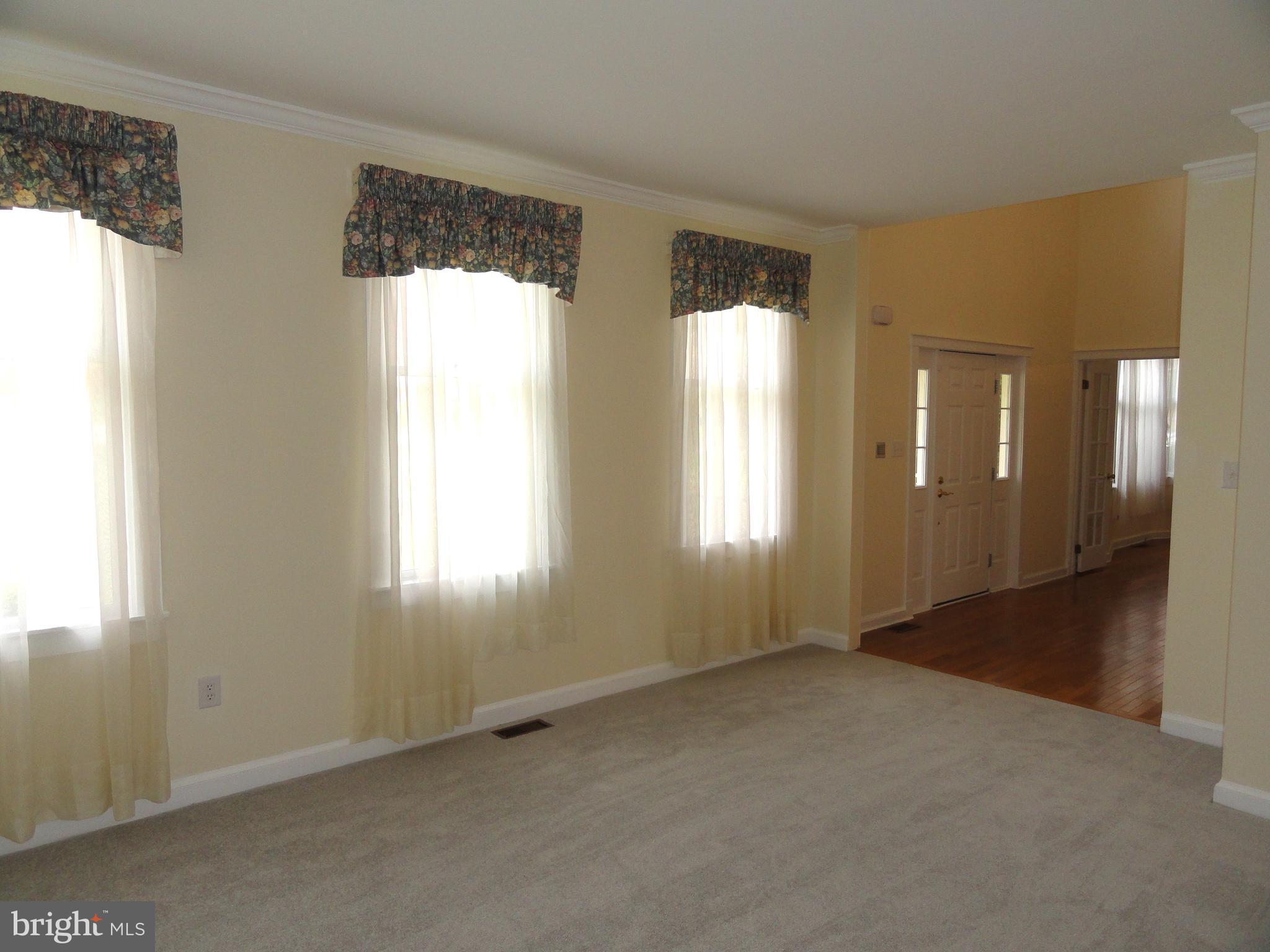 27 Ivy Lane Wrightstown, NJ 08562 - Photo 8 of 100