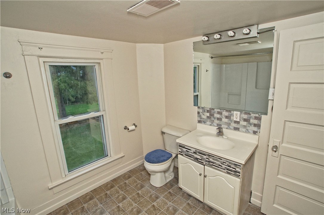 6256 Wayland Road Ravenna, OH 44266 - Photo 25 of 25 Rear Unit