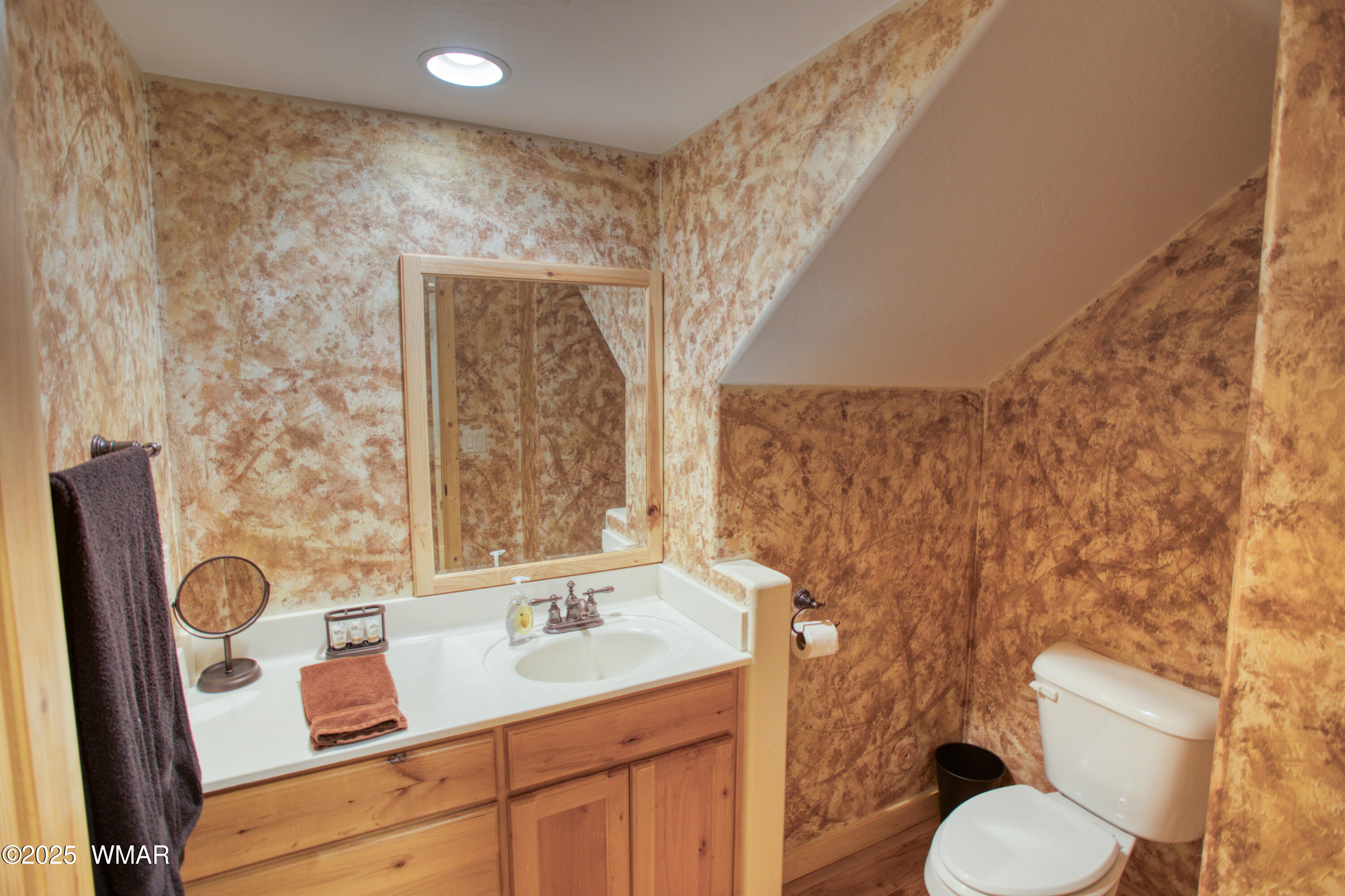 3455 Turkey Track Road Pinetop, AZ 85935 - Photo 12 of 28 Guest Powder Room