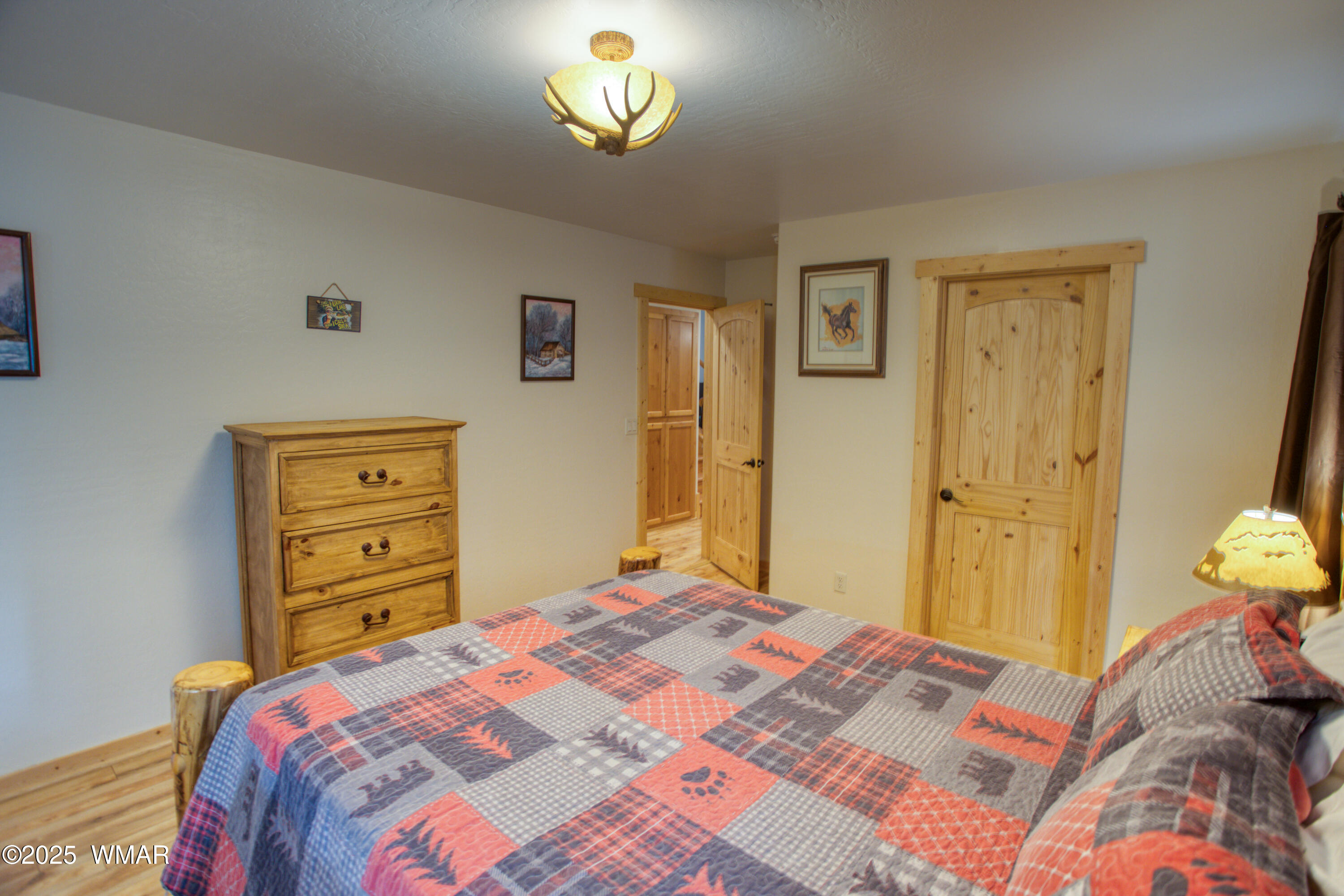 3455 Turkey Track Road Pinetop, AZ 85935 - Photo 14 of 28 Down Stairs Master Bedroom