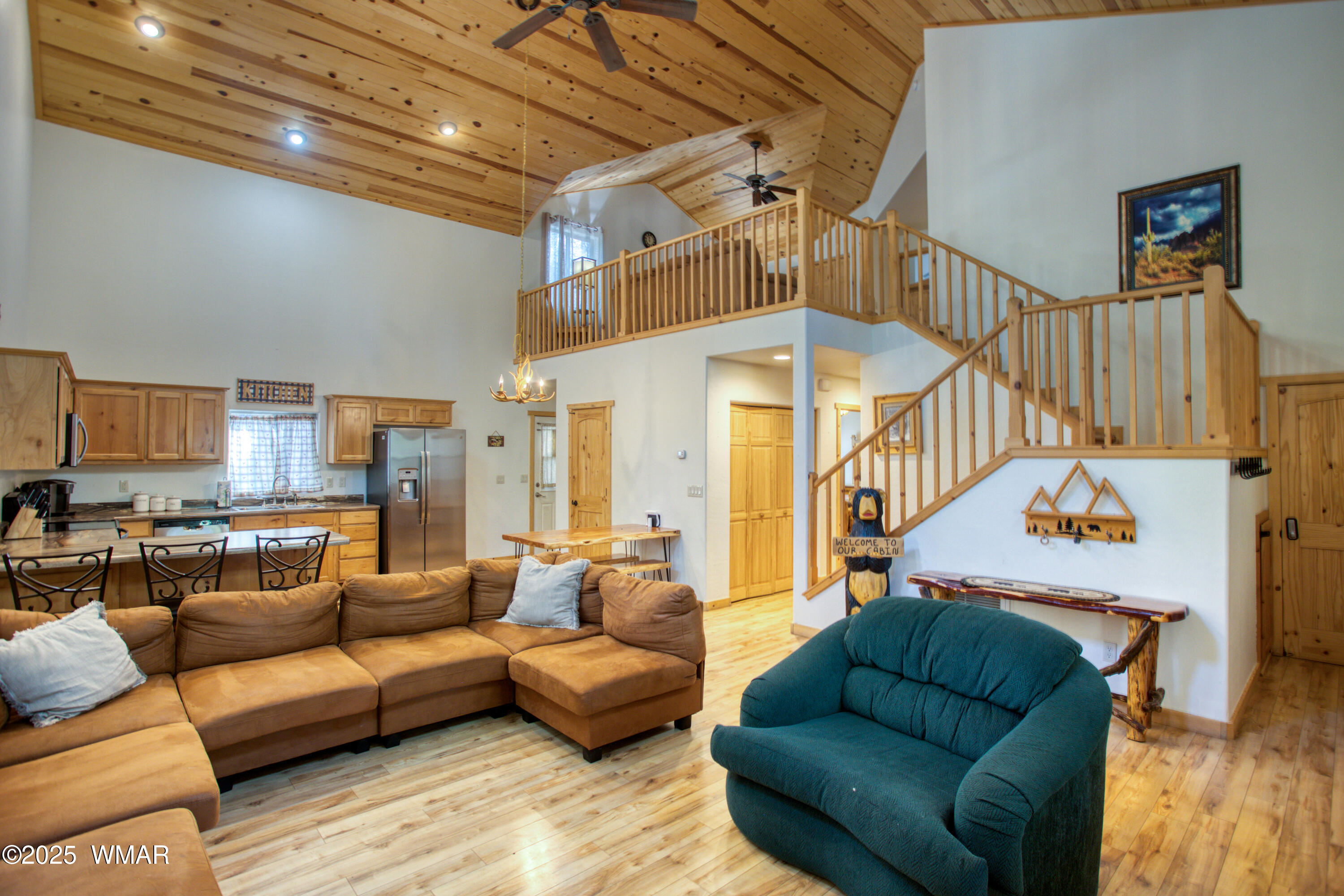 3455 Turkey Track Road Pinetop, AZ 85935 - Photo 4 of 28 Living Room