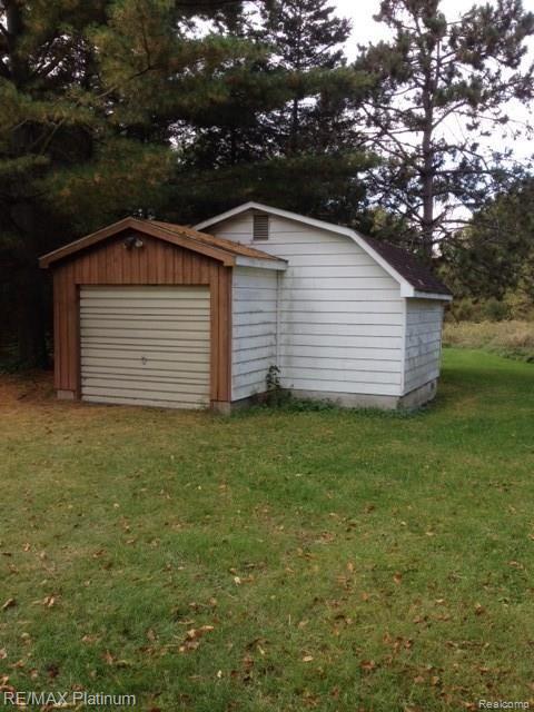 4120 Norton Road Howell, MI 48843 - Photo 7 of 13 14.jpg