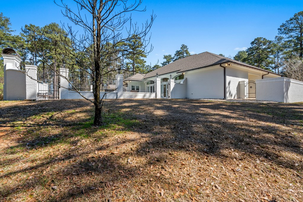 1030 Country Club Road McComb, MS 39648 - Photo 6 of 55 Photo 6