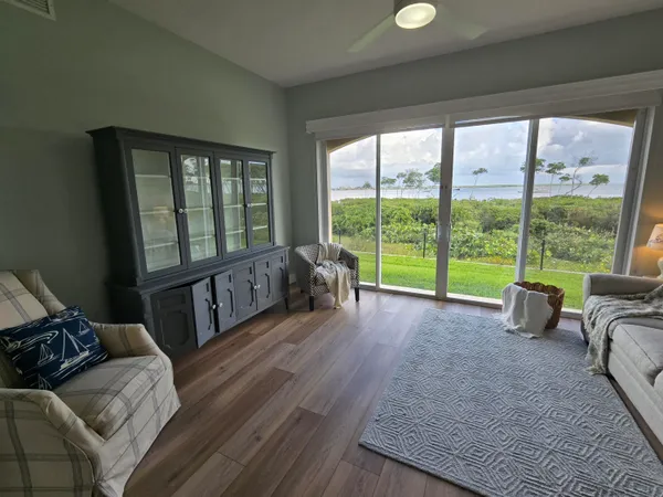 $2,800 | 22 Harbour Isle Drive West, Unit 105, Fort Pierce, FL 34949