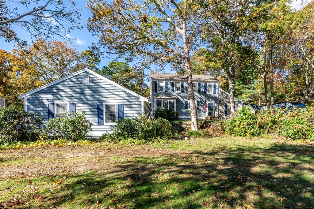 8 West Crossfield Road Sandwich, MA 02644 - Photo 3 of 42 Gallery Image 3