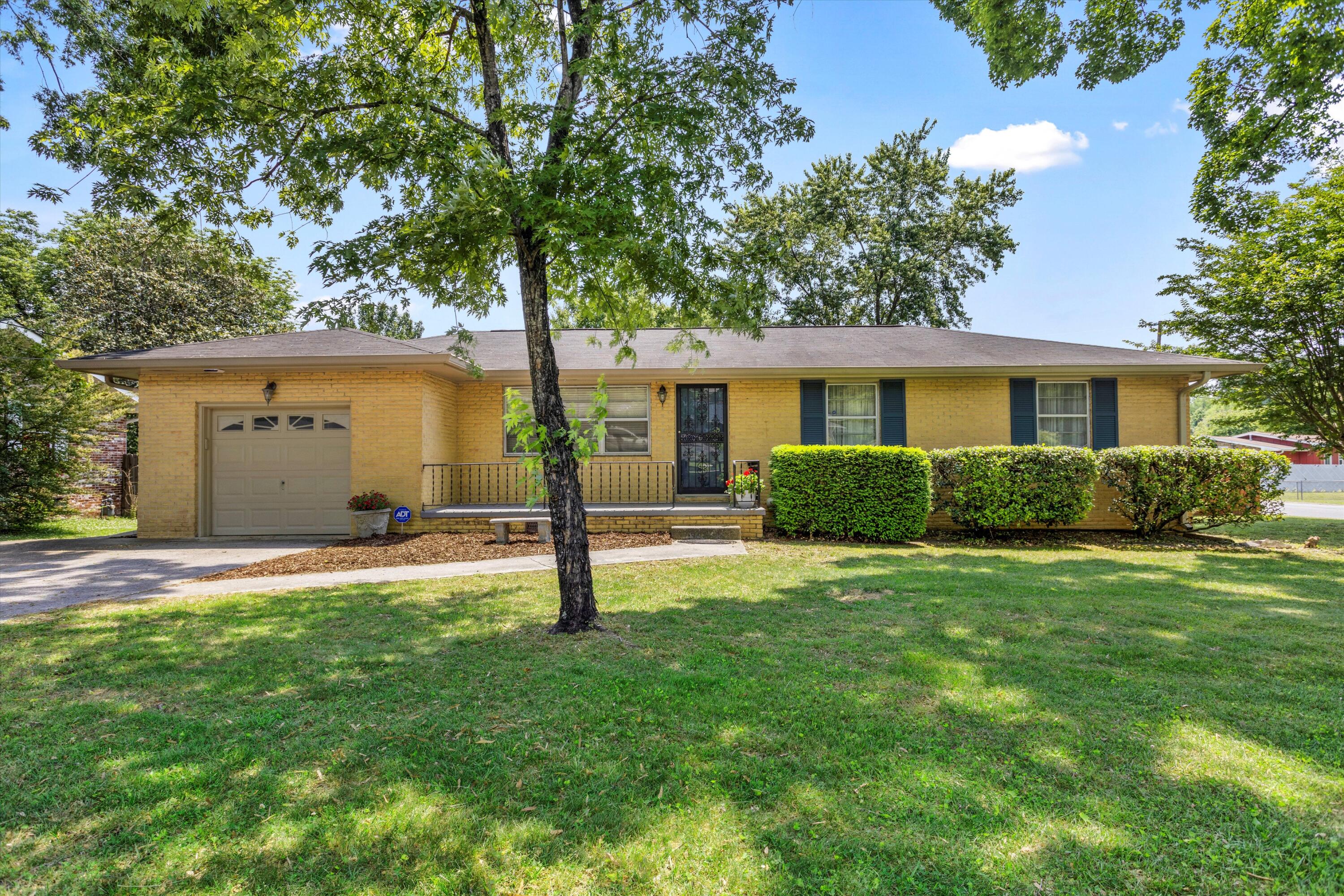 4202 Norcross Road Hixson, TN 37343 - Photo 1 of 40 02-0G9A4074