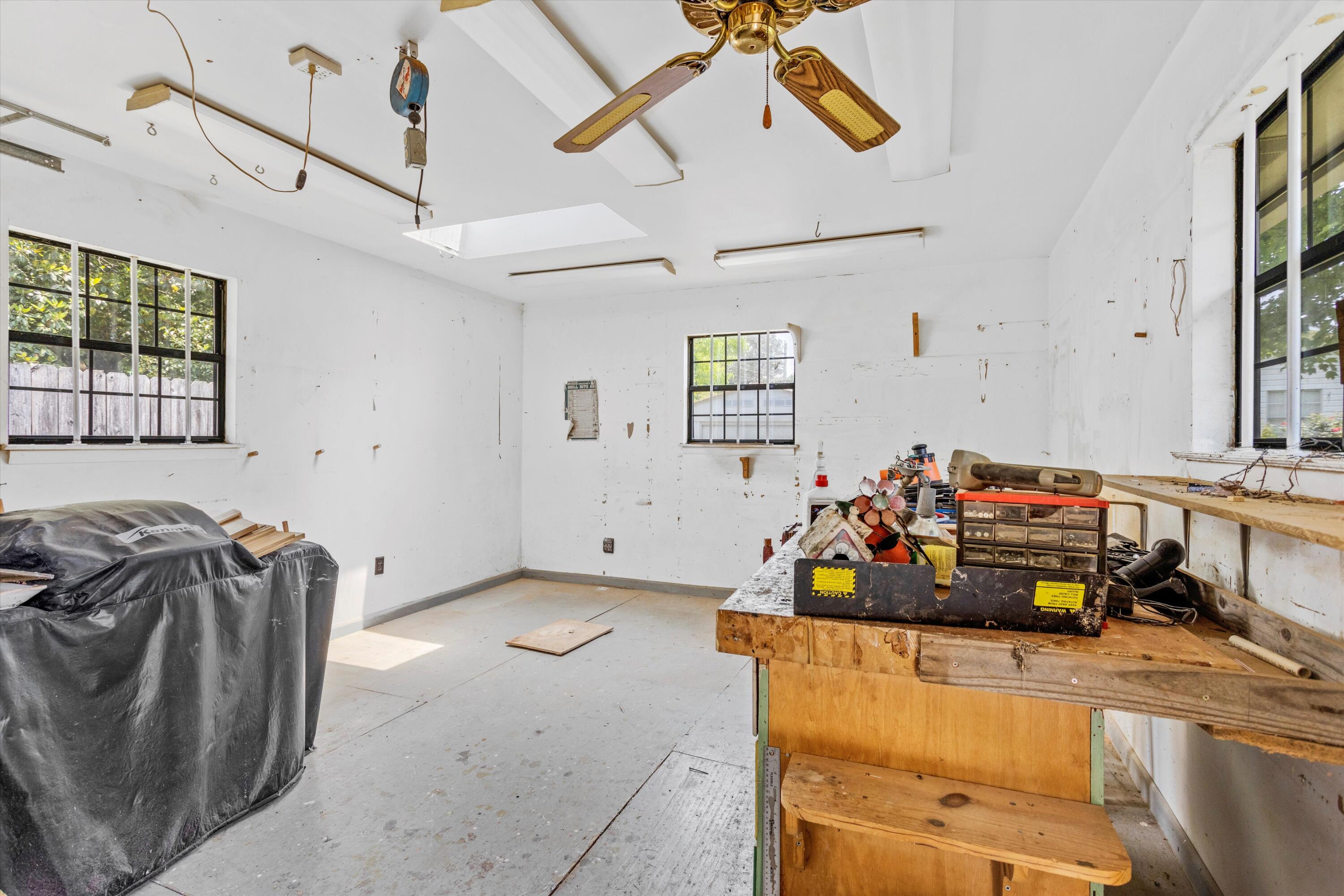 4202 Norcross Road Hixson, TN 37343 - Photo 33 of 40 30-0G9A4185