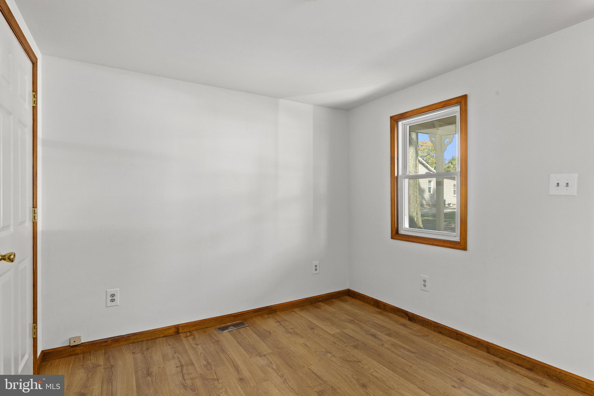 227 Rancocas Avenue Delanco, NJ 08075 - Photo 5 of 37
