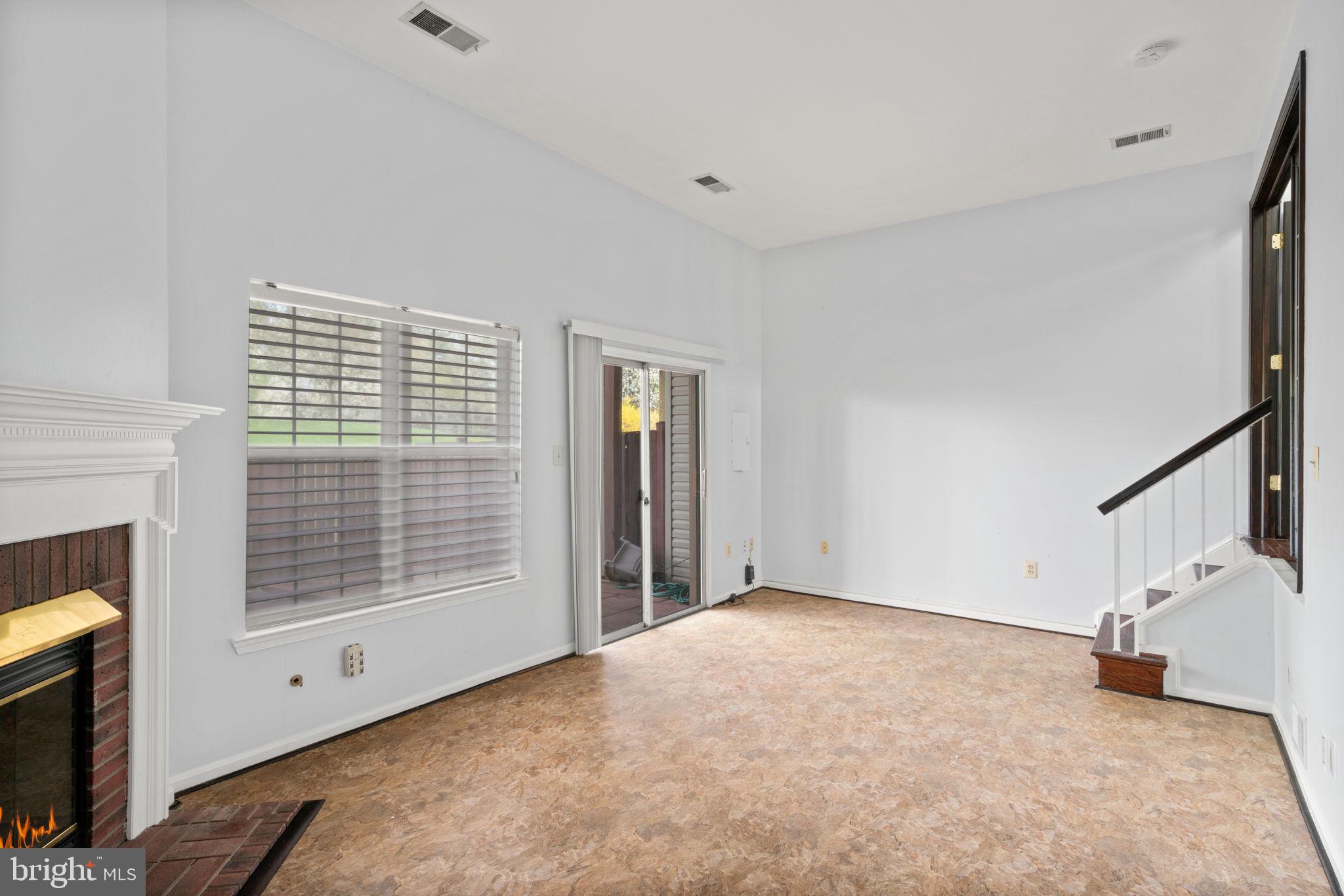 44022 Gala Circle Ashburn, VA 20147 - Photo 13 of 28