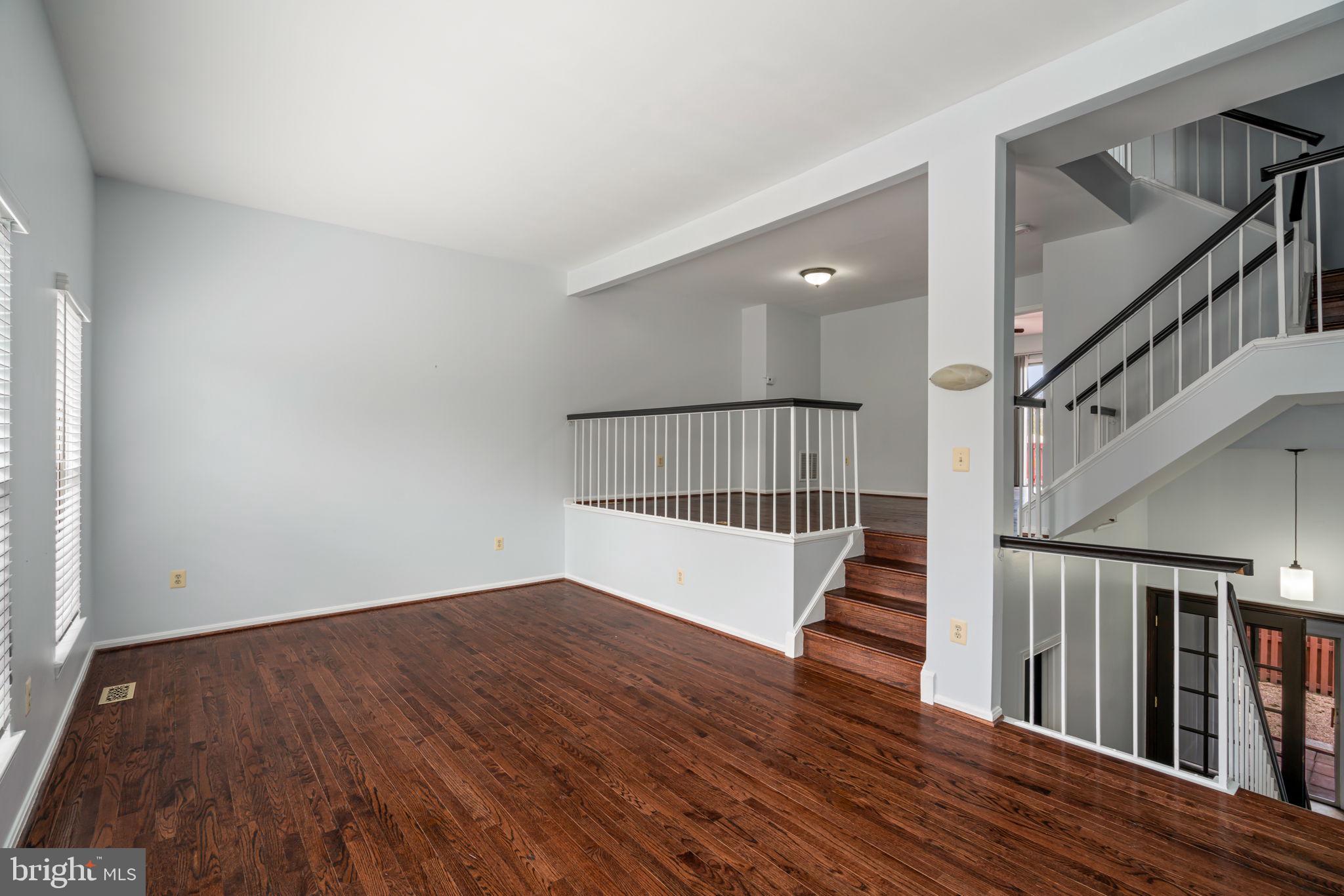 44022 Gala Circle Ashburn, VA 20147 - Photo 10 of 28