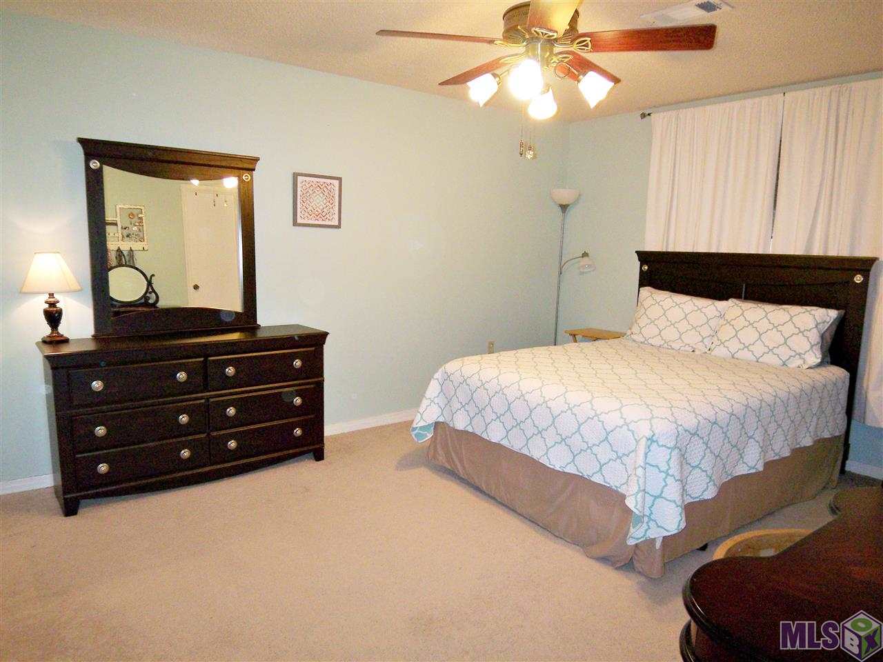15748 Profit Avenue Baton Rouge, LA 70817 - Photo 8 of 14 Gallery Image 8