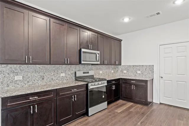 $2,229 | 7322 Madison Cmns Lane, Houston, TX 77075