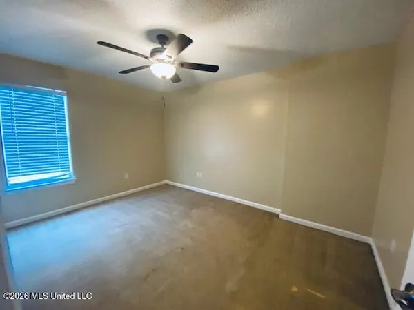 $1,600 | 12048 5 Oaks Circle, Gulfport, MS 39503