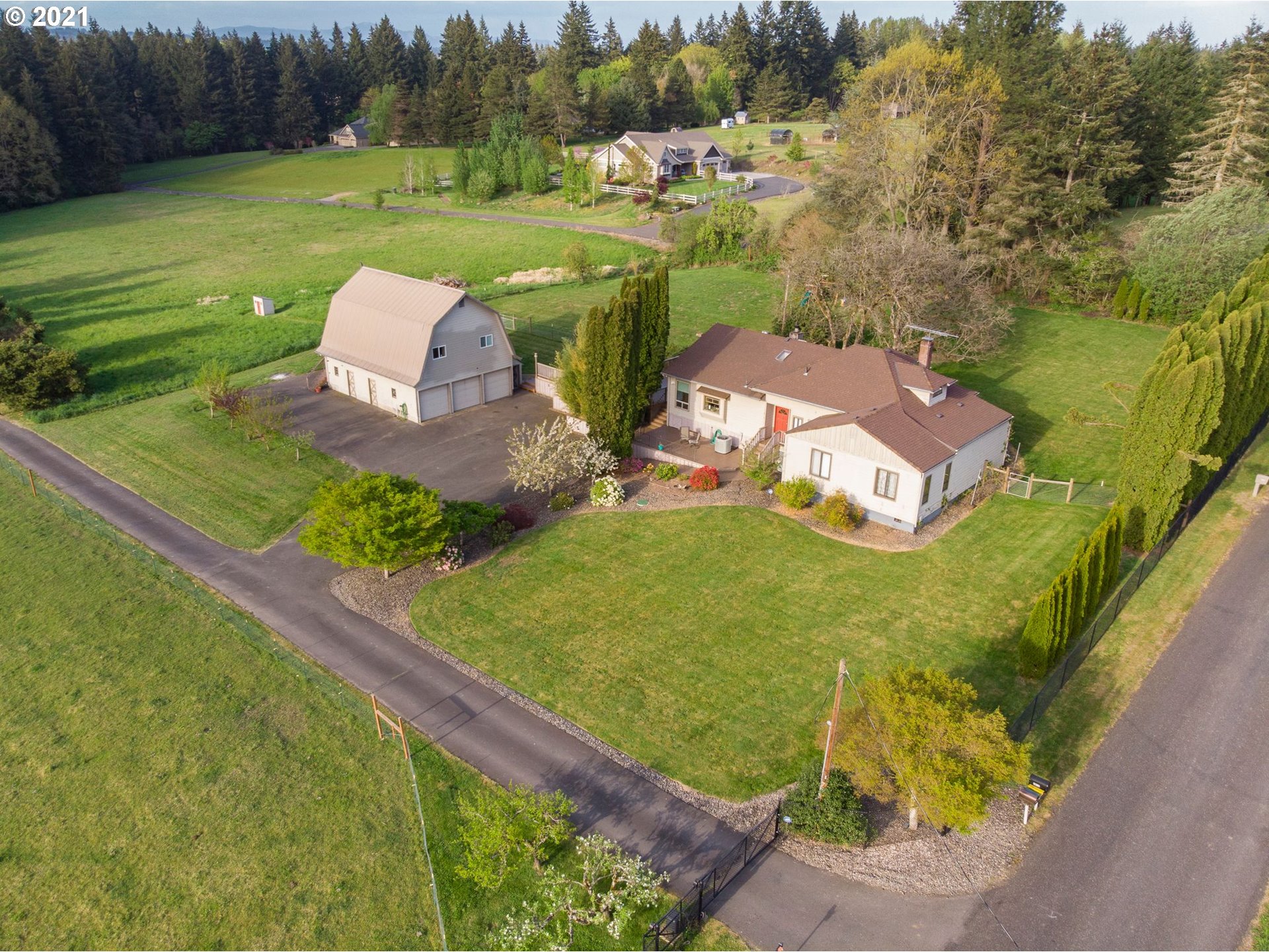 5810 Northwest 304th Street Ridgefield, WA 98642 - Photo 1 of 31