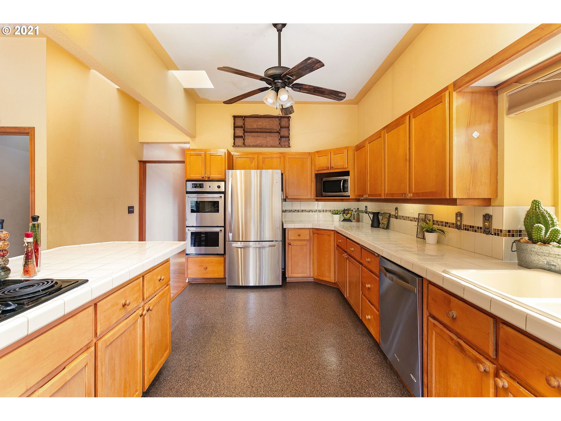 5810 Northwest 304th Street Ridgefield, WA 98642 - Photo 9 of 31