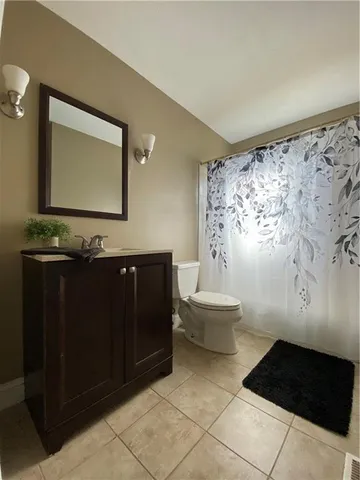 $360,000 | 9111 West 101st Terrace, Overland Park, KS 66212