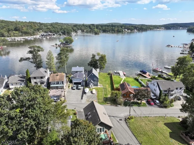 $550,000 | 24 Shore Road, Lake Hopatcong, NJ 07849