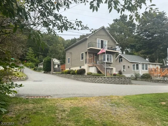 $550,000 | 24 Shore Road, Lake Hopatcong, NJ 07849