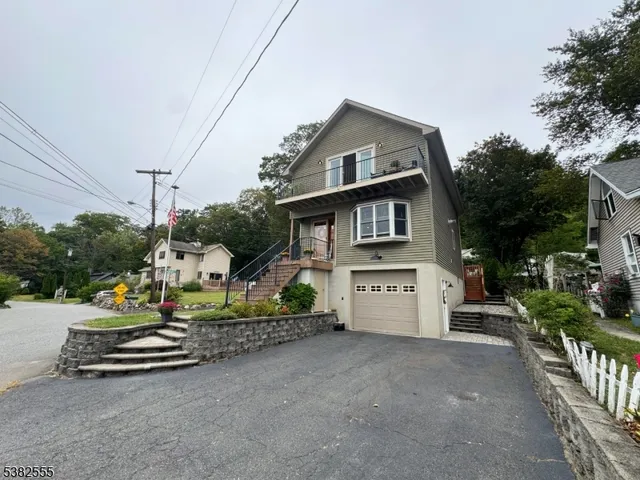 $550,000 | 24 Shore Road, Lake Hopatcong, NJ 07849