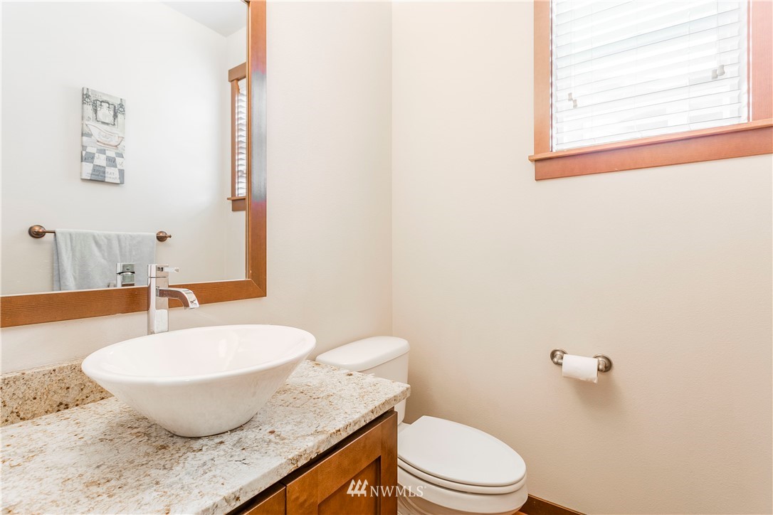 1614 241st Street Southwest Bothell, WA 98021 - Photo 12 of 24