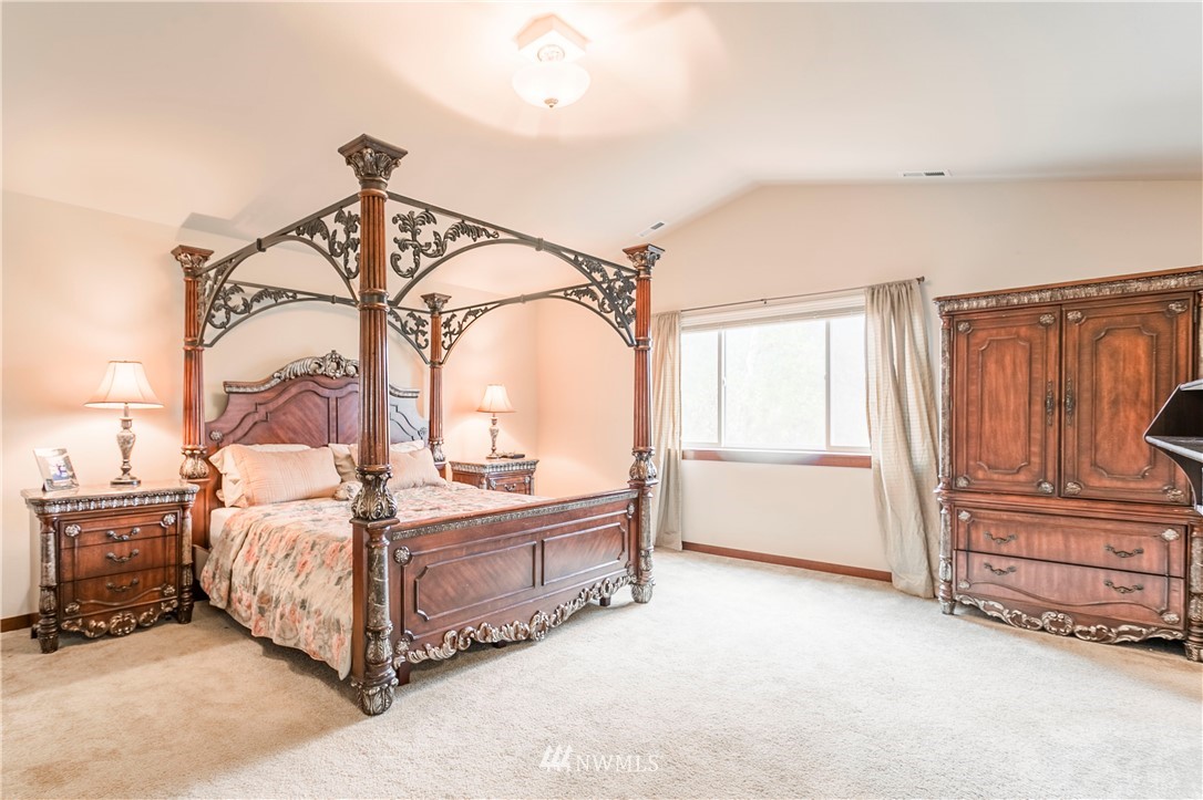 1614 241st Street Southwest Bothell, WA 98021 - Photo 15 of 24