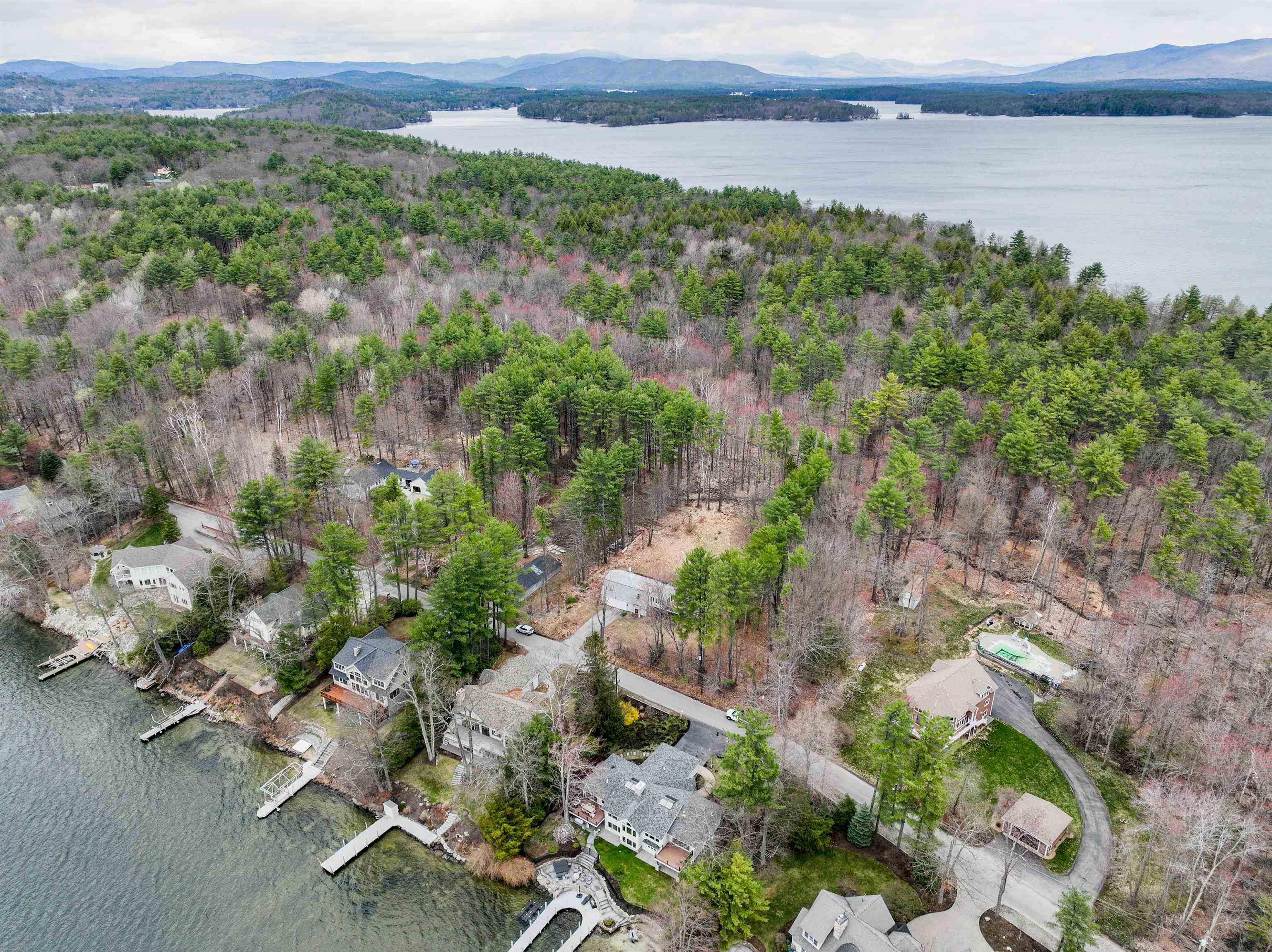 72 Shore Road Gilford, NH 03249 - Photo 18 of 35