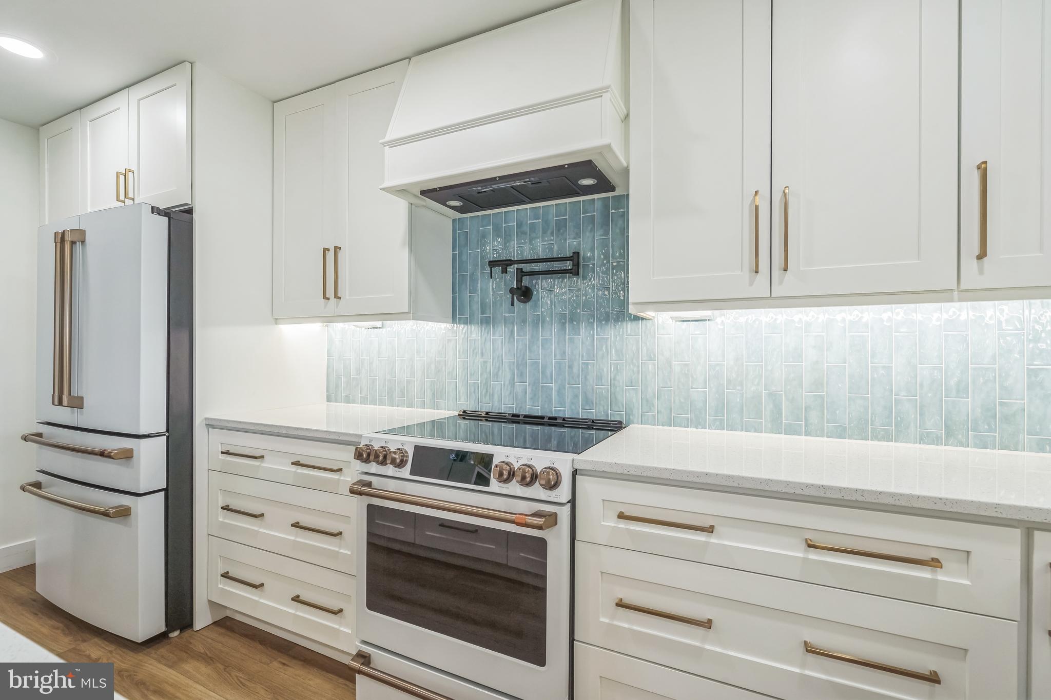 4012 Chestnut Road Baltimore, MD 21220 - Photo 30 of 58 a kitchen with appliances and cabinets
