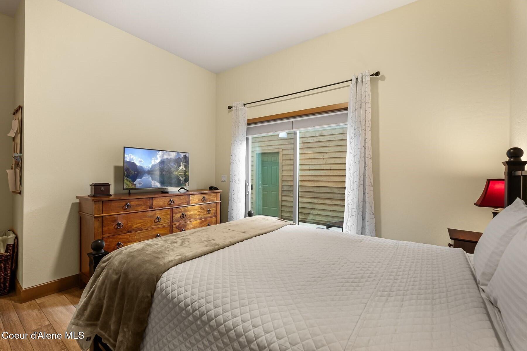 512 Guthrie Place, Unit 701 Dover, ID 83825 - Photo 18 of 40 Bedroom