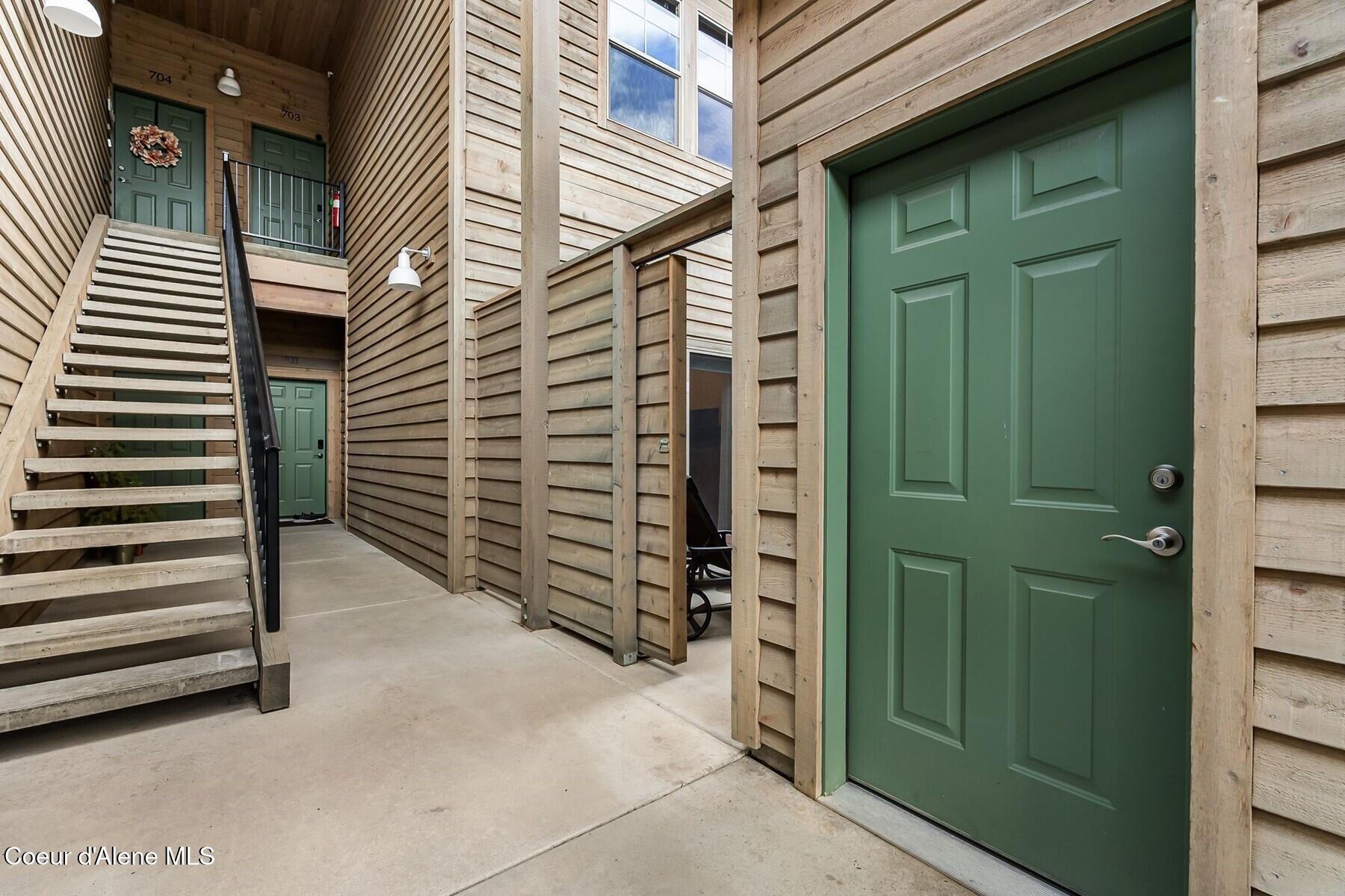 512 Guthrie Place, Unit 701 Dover, ID 83825 - Photo 31 of 40 Front Entry