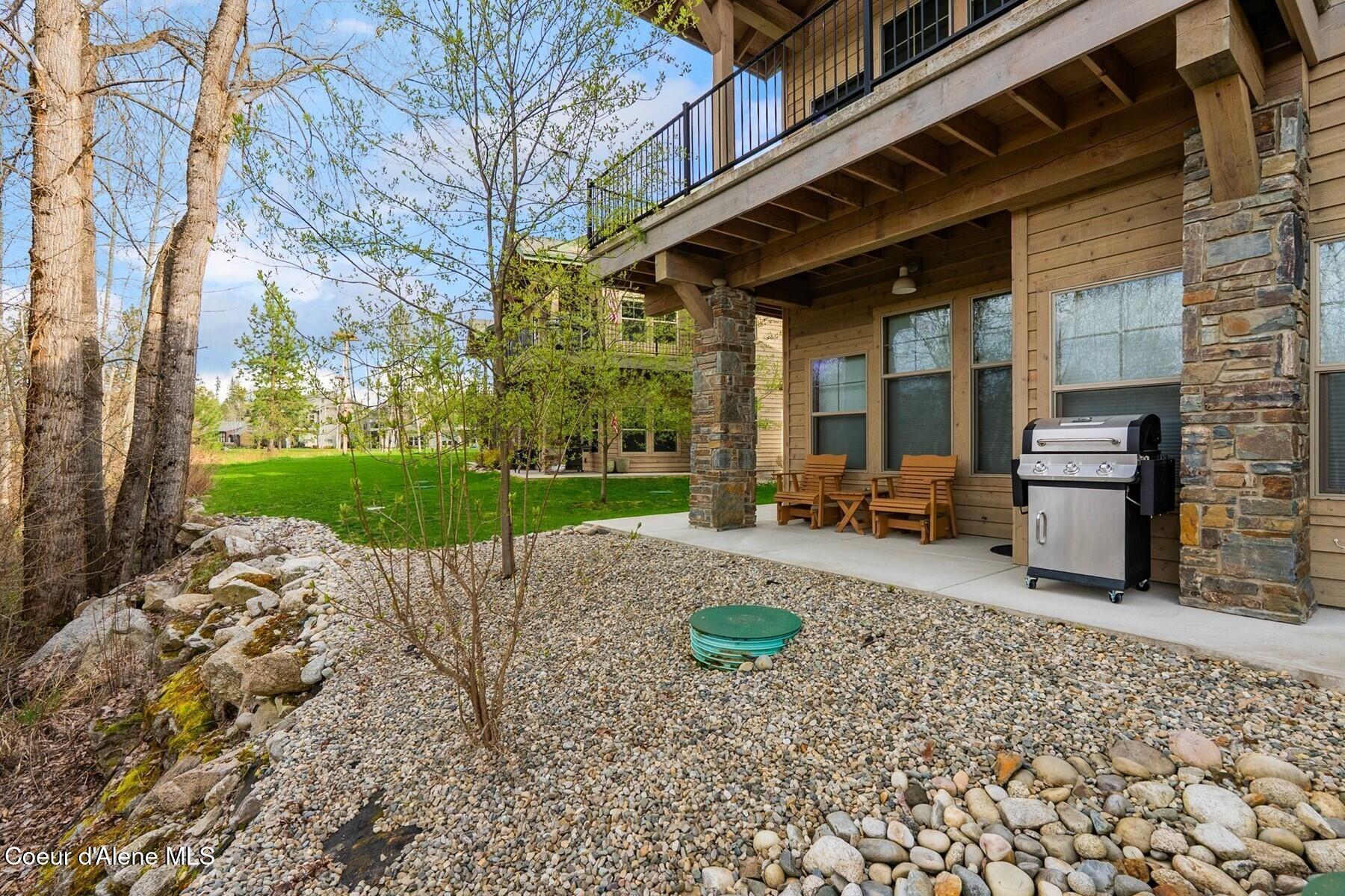 512 Guthrie Place, Unit 701 Dover, ID 83825 - Photo 33 of 40 Rear Porch